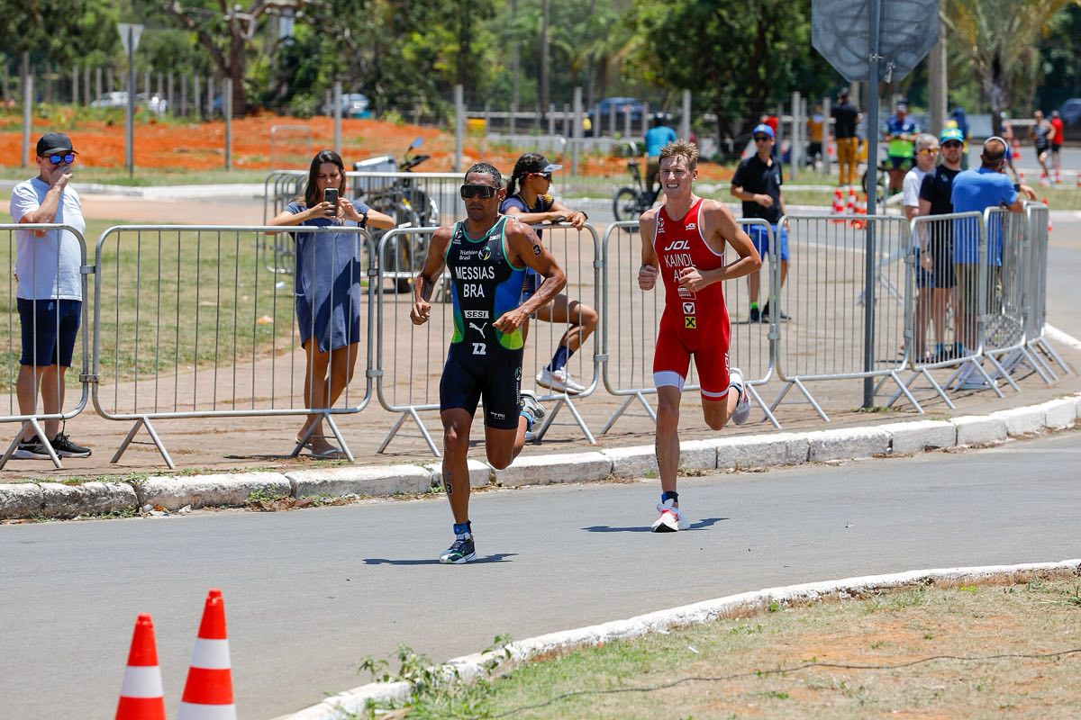 Carrera a pie de entrenamiento amateur